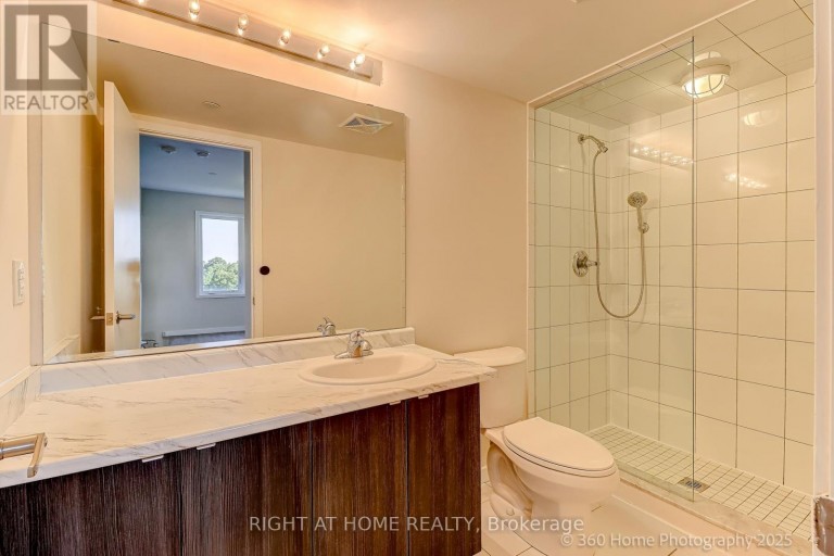 28 - 200 ALEX GARDNER CIRCLE, Aurora (Aurora Village), Ontario, L4G3G5