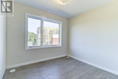 28 - 200 ALEX GARDNER CIRCLE Aurora (Aurora Village) Ontario photo 18