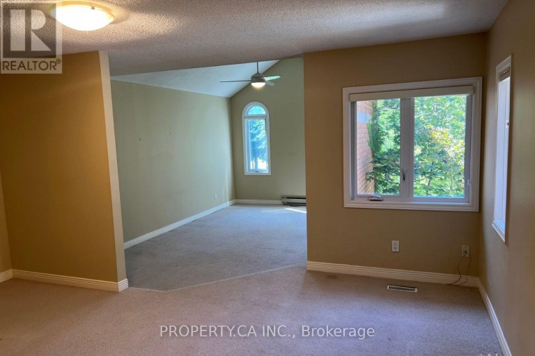 32 BROWNSTONE CIRCLE, Vaughan (Crestwood-Springfarm-Yorkhill), Ontario, L4J7P4