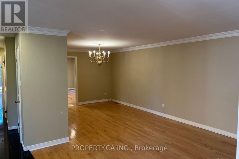 32 BROWNSTONE CIRCLE, Vaughan (Crestwood-Springfarm-Yorkhill), Ontario, L4J7P4