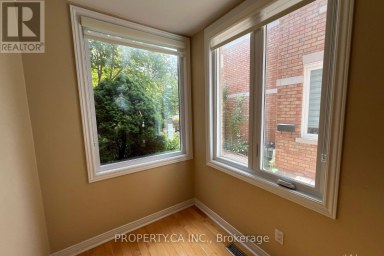 32 BROWNSTONE CIRCLE Vaughan (Crestwood-Springfarm-Yorkhill) Ontario photo 7