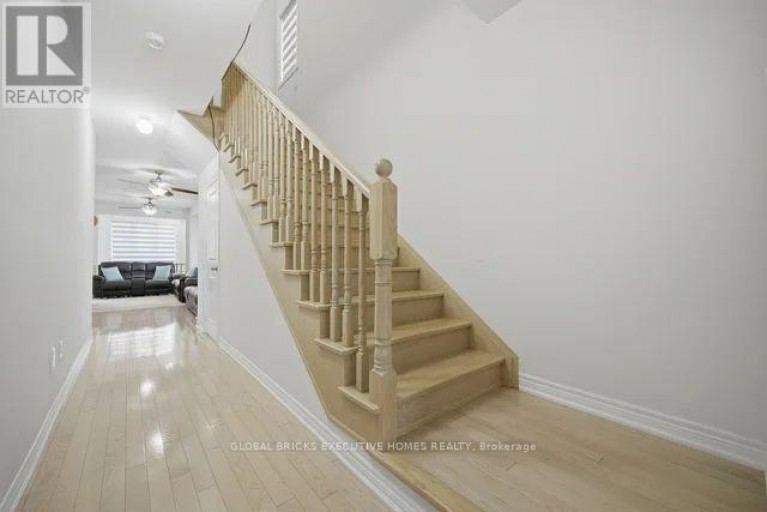 549 BARONS STREET, Vaughan (Kleinburg), Ontario, L4H3N5