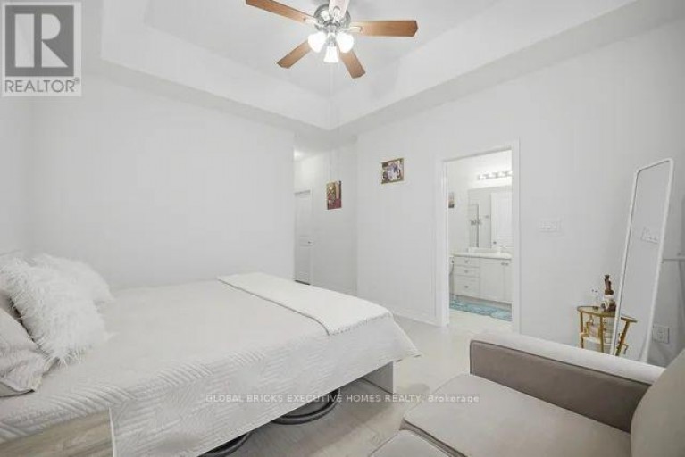 549 BARONS STREET, Vaughan (Kleinburg), Ontario, L4H3N5