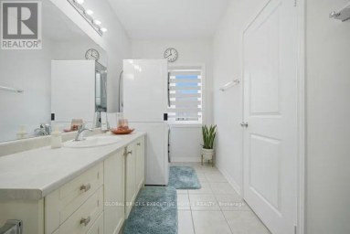 549 BARONS STREET Vaughan (Kleinburg) Ontario photo 27