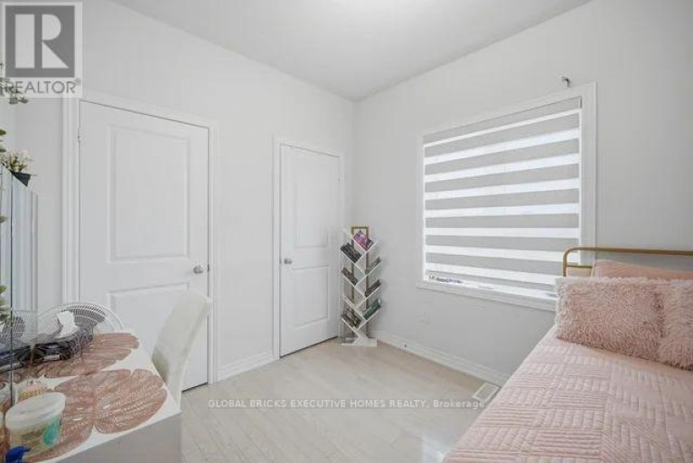 549 BARONS STREET, Vaughan (Kleinburg), Ontario, L4H3N5