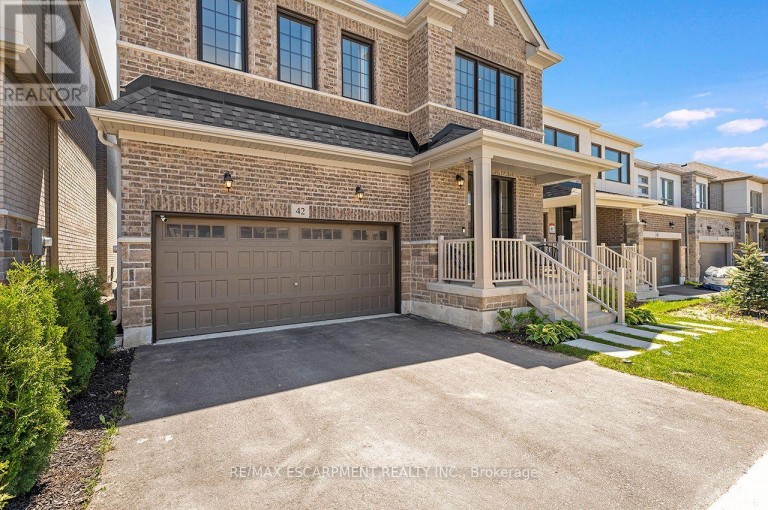 42 SHEPHERD DRIVE, Barrie, Ontario, L9S2Z4