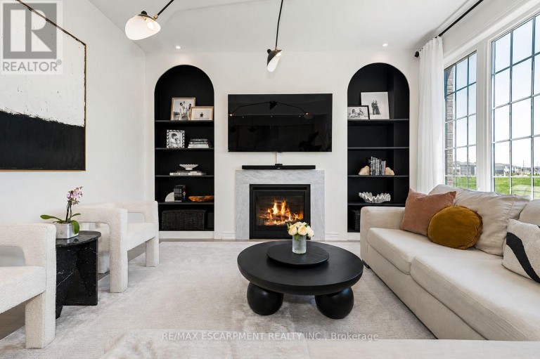 42 SHEPHERD DRIVE, Barrie, Ontario, L9S2Z4