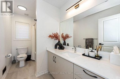 42 SHEPHERD DRIVE Barrie Ontario photo 38