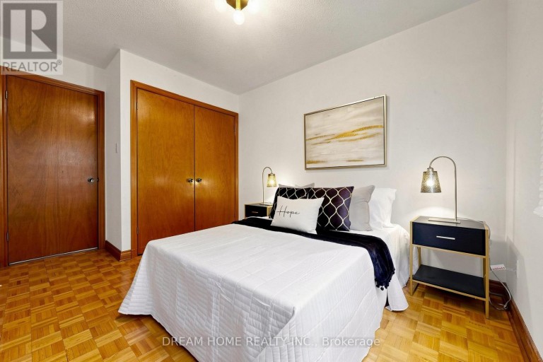 312 VALERIA BOULEVARD, Vaughan (East Woodbridge), Ontario, L4L6V7