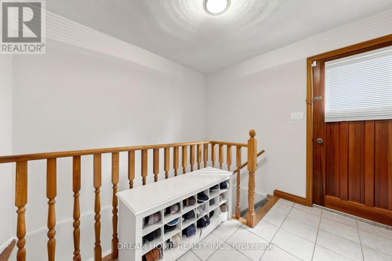 312 VALERIA BOULEVARD, Vaughan (East Woodbridge), Ontario, L4L6V7