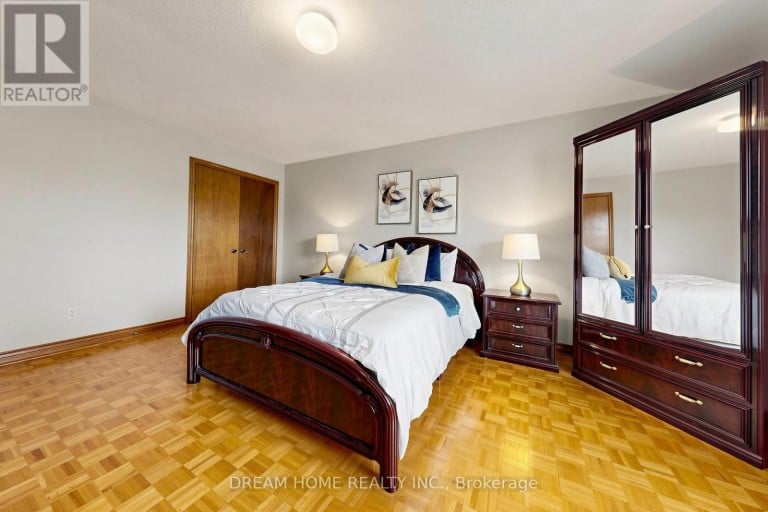 312 VALERIA BOULEVARD, Vaughan (East Woodbridge), Ontario, L4L6V7