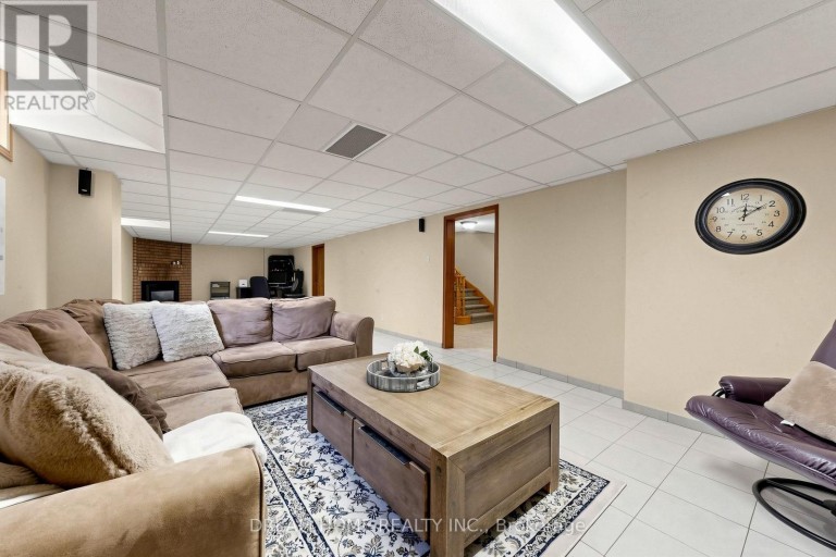 312 VALERIA BOULEVARD, Vaughan (East Woodbridge), Ontario, L4L6V7