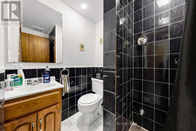 312 VALERIA BOULEVARD, Vaughan (East Woodbridge), Ontario, L4L6V7