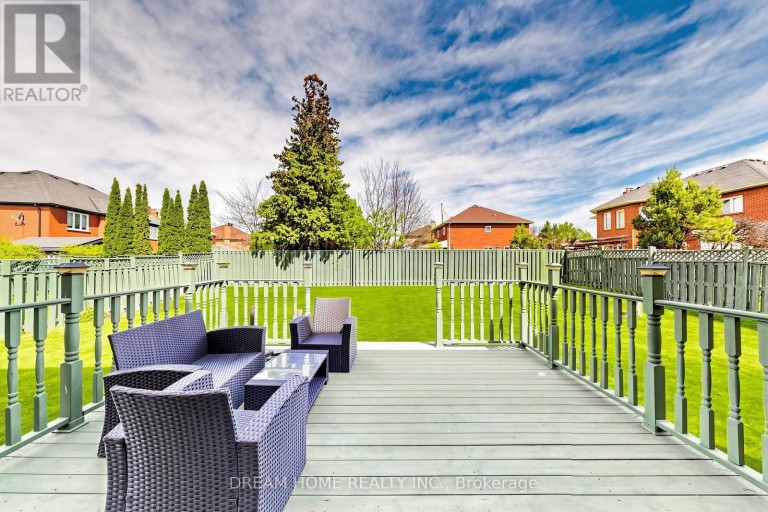312 VALERIA BOULEVARD, Vaughan (East Woodbridge), Ontario, L4L6V7