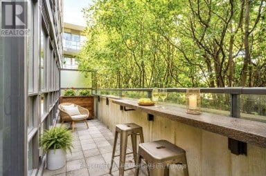 414 - 8 FIELDWAY ROAD Toronto (Islington-City Centre West) Ontario photo 3