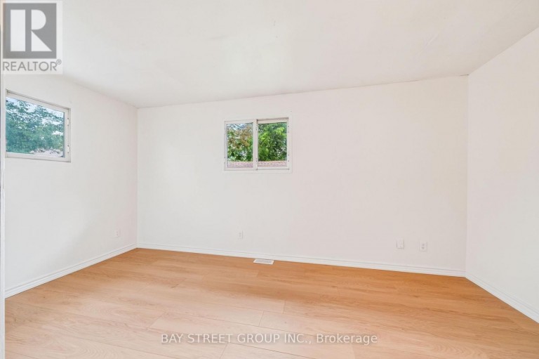 116 SUMMER STREET, Oshawa (Central), Ontario, L1H2K9
