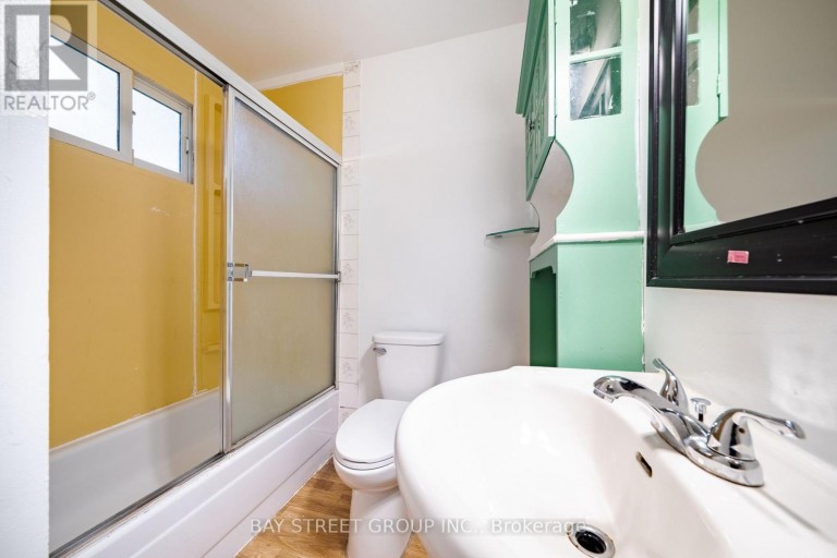 116 SUMMER STREET, Oshawa (Central), Ontario, L1H2K9