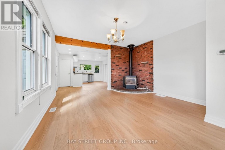 116 SUMMER STREET, Oshawa (Central), Ontario, L1H2K9