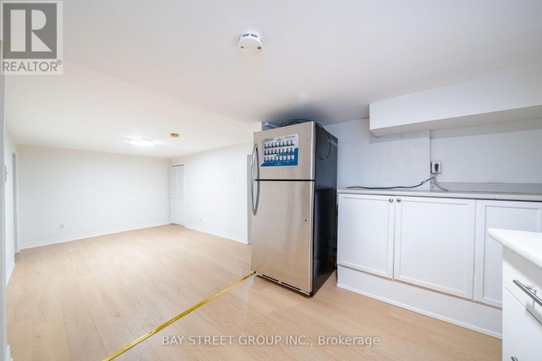116 SUMMER STREET, Oshawa (Central), Ontario, L1H2K9