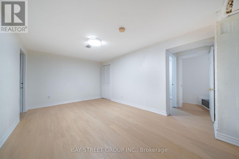 116 SUMMER STREET, Oshawa (Central), Ontario, L1H2K9