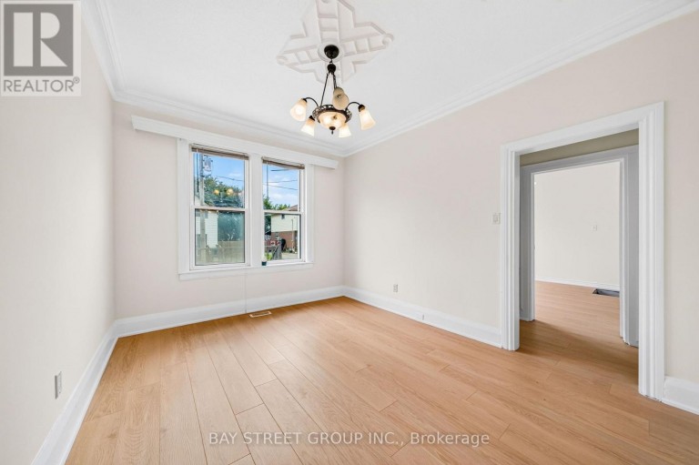116 SUMMER STREET, Oshawa (Central), Ontario, L1H2K9