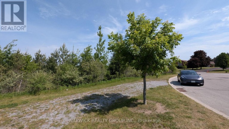 2 DON ROSE BOULEVARD, East Gwillimbury (Mt Albert), Ontario, L0G1M0