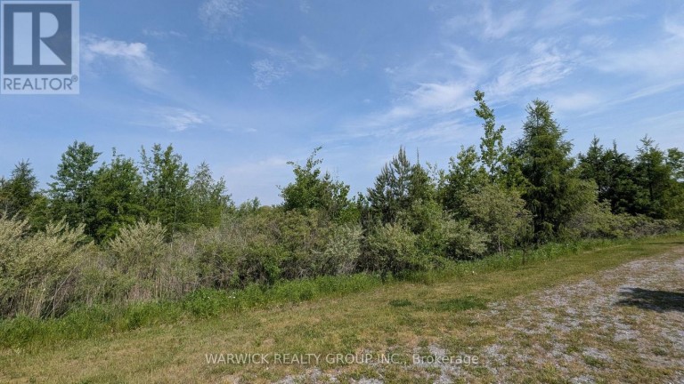 2 DON ROSE BOULEVARD, East Gwillimbury (Mt Albert), Ontario, L0G1M0