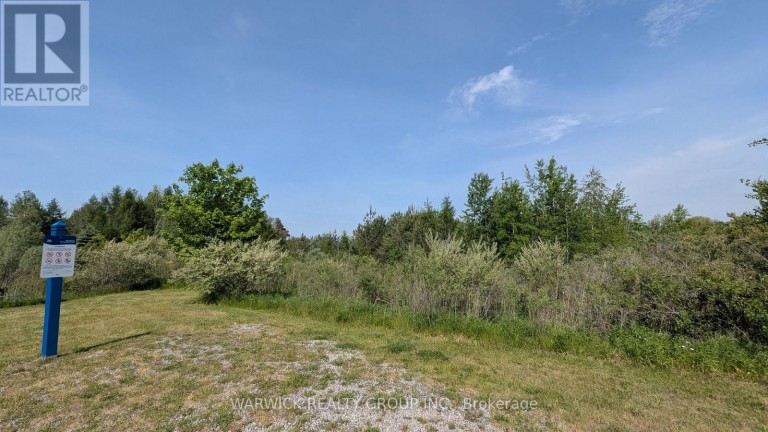 2 DON ROSE BOULEVARD, East Gwillimbury (Mt Albert), Ontario, L0G1M0