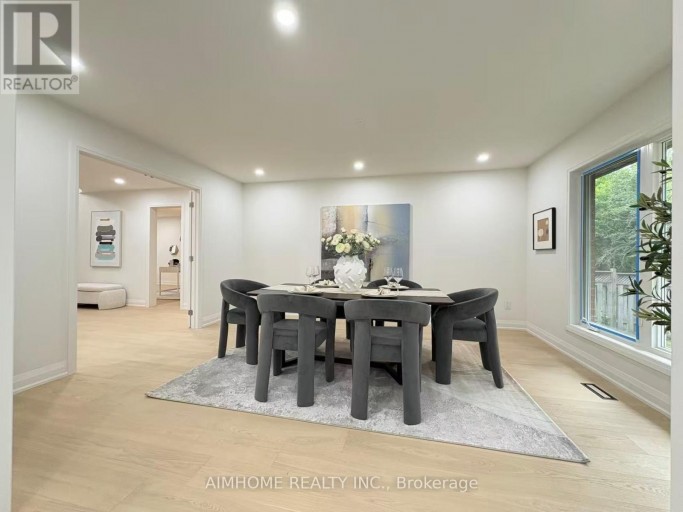 108 BERWICK CRESCENT, Richmond Hill (Observatory), Ontario, L4C0B7
