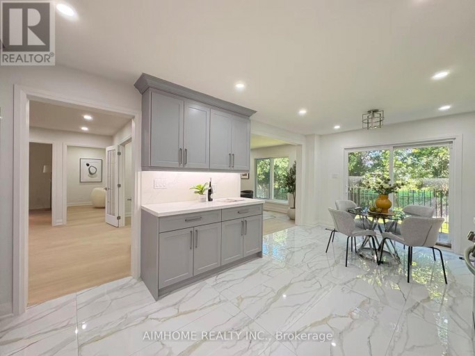 108 BERWICK CRESCENT, Richmond Hill (Observatory), Ontario, L4C0B7