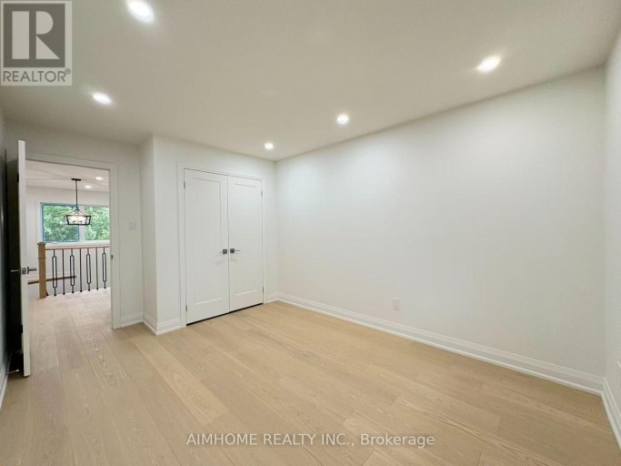 108 BERWICK CRESCENT, Richmond Hill (Observatory), Ontario, L4C0B7