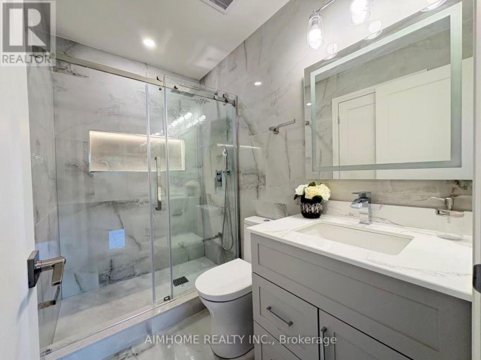 108 BERWICK CRESCENT, Richmond Hill (Observatory), Ontario, L4C0B7