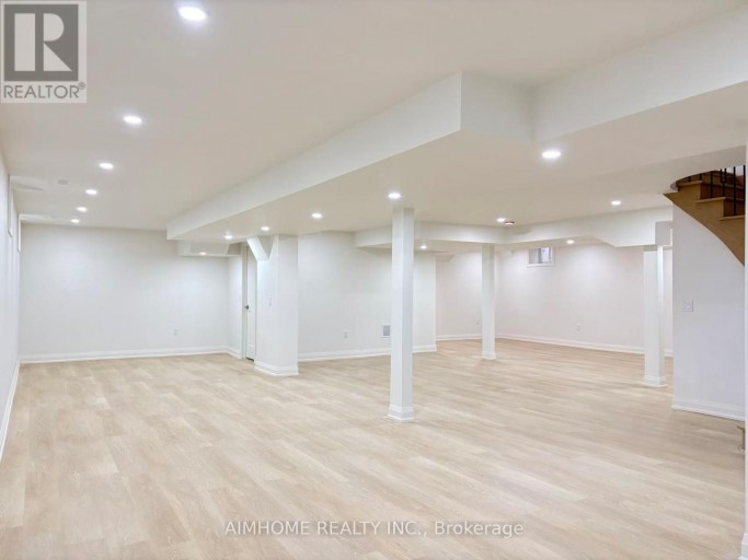 108 BERWICK CRESCENT, Richmond Hill (Observatory), Ontario, L4C0B7