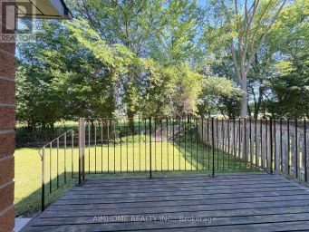 108 BERWICK CRESCENT Richmond Hill (Observatory) Ontario photo 49