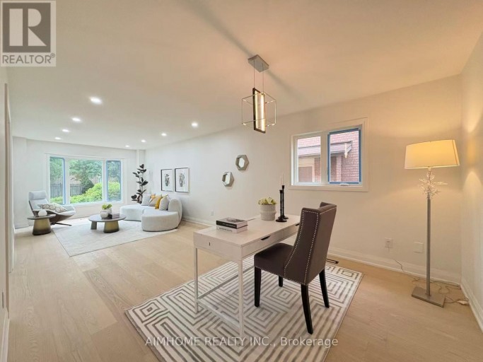 108 BERWICK CRESCENT, Richmond Hill (Observatory), Ontario, L4C0B7