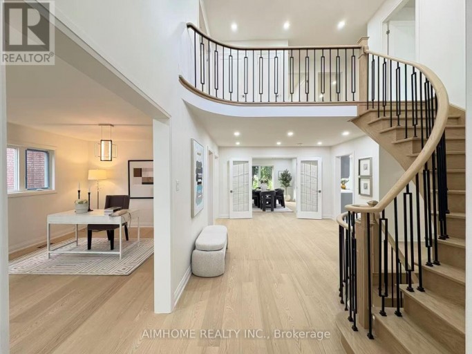 108 BERWICK CRESCENT, Richmond Hill (Observatory), Ontario, L4C0B7