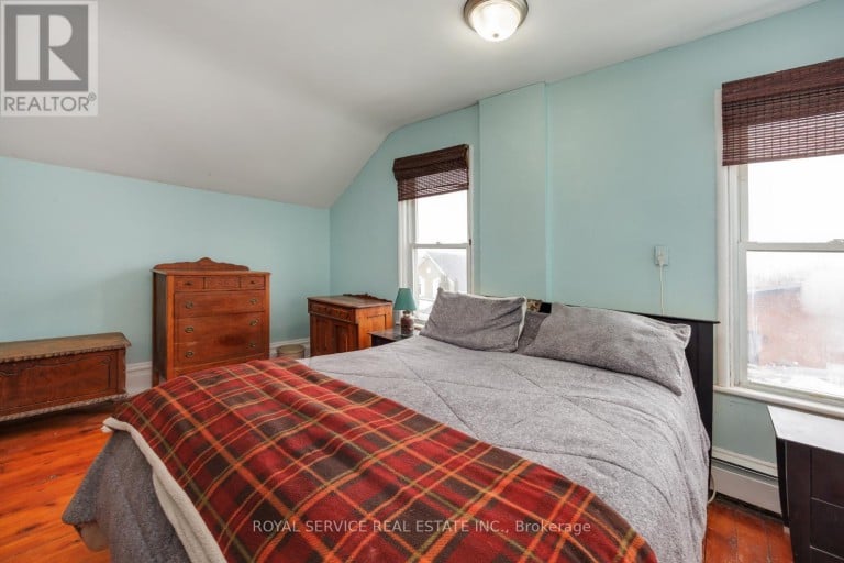 12 PARK STREET, Port Hope, Ontario, L1A1C1