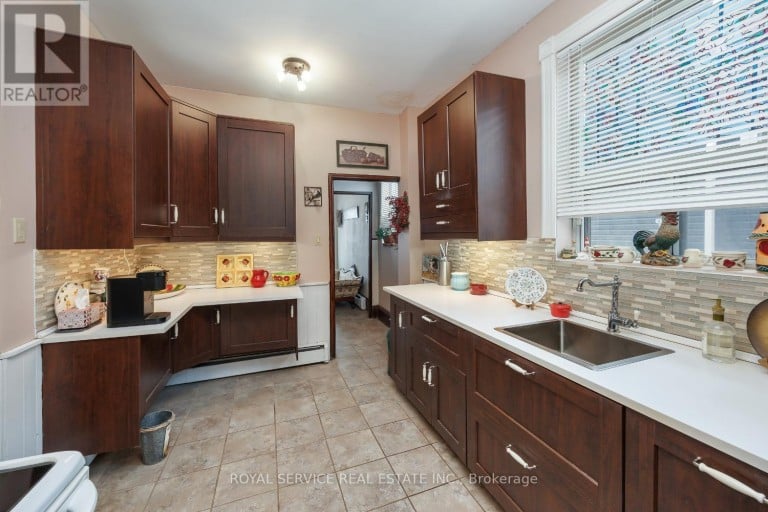 12 PARK STREET, Port Hope, Ontario, L1A1C1