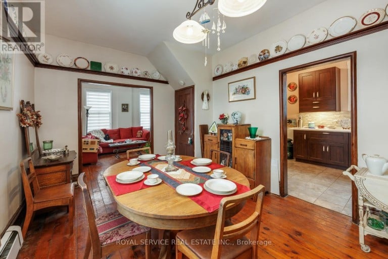 12 PARK STREET, Port Hope, Ontario, L1A1C1