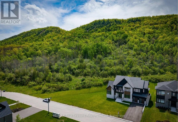 132 DOROTHY DRIVE, Blue Mountains, Ontario, N0H2P0