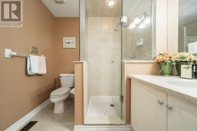 25 ROUTLIFFE LANE Toronto (Newtonbrook West) Ontario photo 16