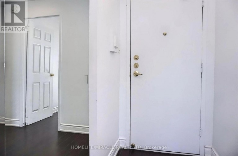 605 - 100 LOTHERTON PATHWAY, Toronto (Yorkdale-Glen Park), Ontario, M6B2G8