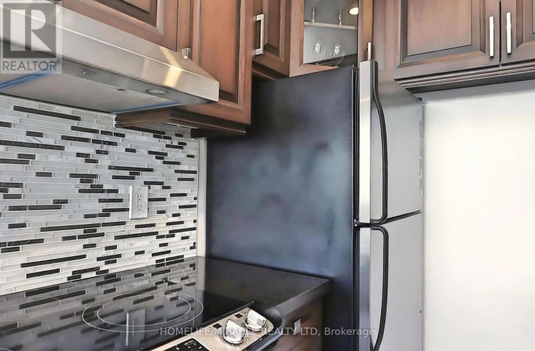605 - 100 LOTHERTON PATHWAY, Toronto (Yorkdale-Glen Park), Ontario, M6B2G8