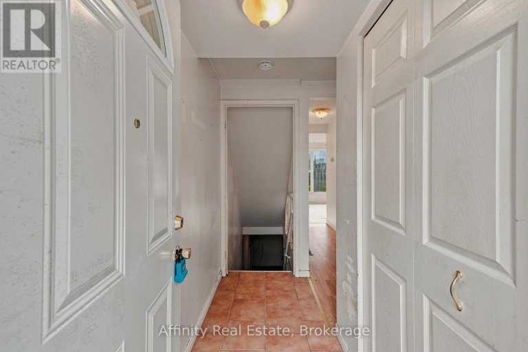 10 - 487 ELGIN STREET N, Cambridge, Ontario, N1R6V4