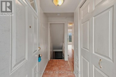 10 - 487 ELGIN STREET N Cambridge Ontario photo 6