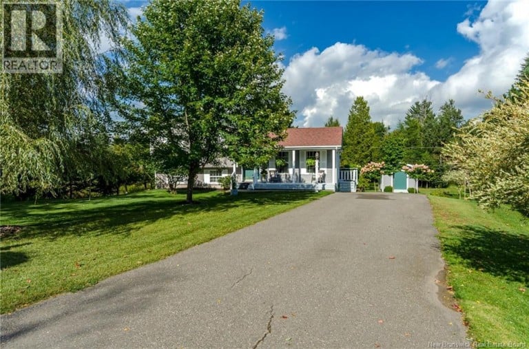 69 Peat Drive, Quispamsis, New Brunswick, E2E4X8