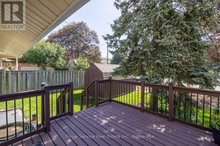 627 WHISTLER DRIVE, Oshawa (Northglen), Ontario, L1J8K2