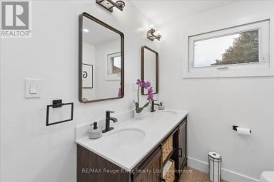 3714 NEWTONVILLE ROAD Clarington Ontario photo 18