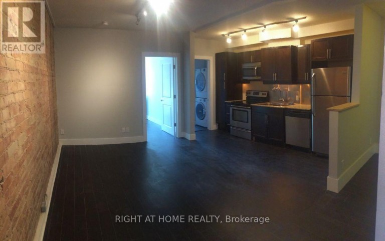 194A CARLTON STREET, Toronto (Cabbagetown-South St. James Town), Ontario, M4X1M7