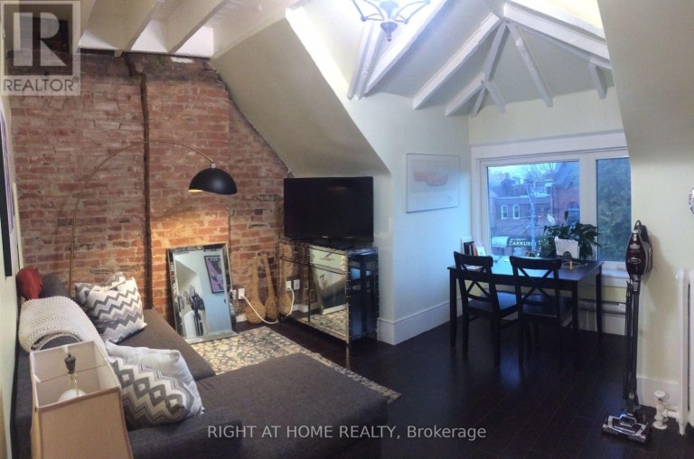 194A CARLTON STREET, Toronto (Cabbagetown-South St. James Town), Ontario, M4X1M7